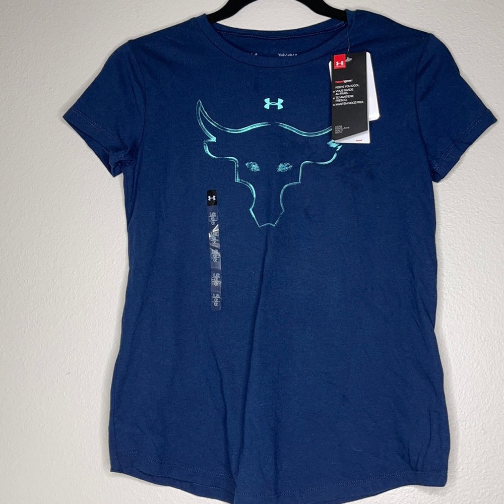 Under Armour T-shirt